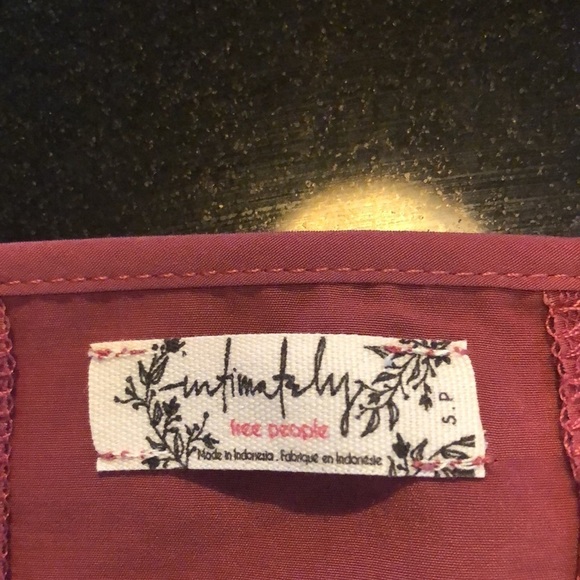 Intimately Free People Sexy Spaghetti Strap T Back Muted Raspberry Cami Size SP - Picture 10 of 12
